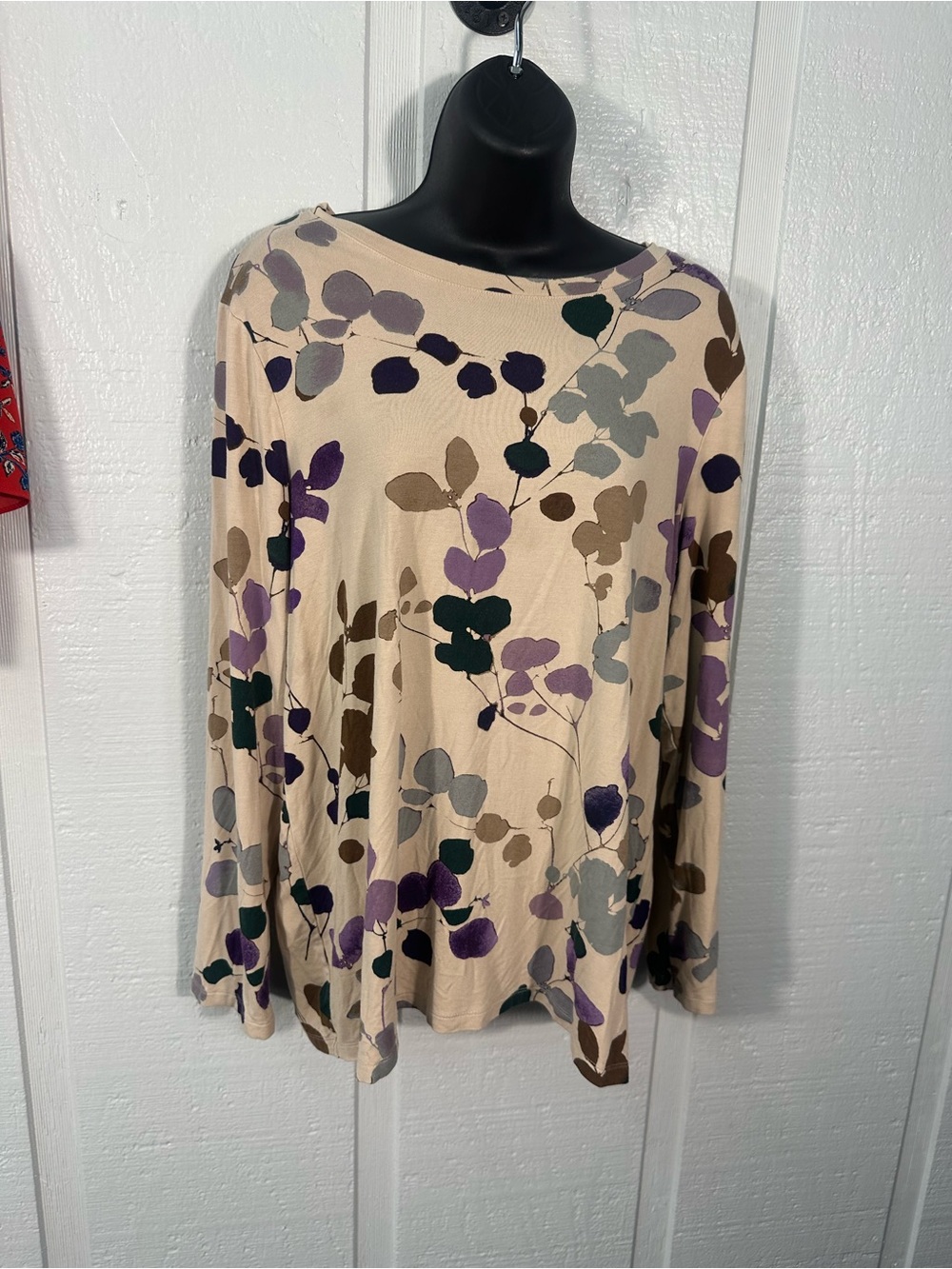 Chicos Beige Floral Top Size XL EUC